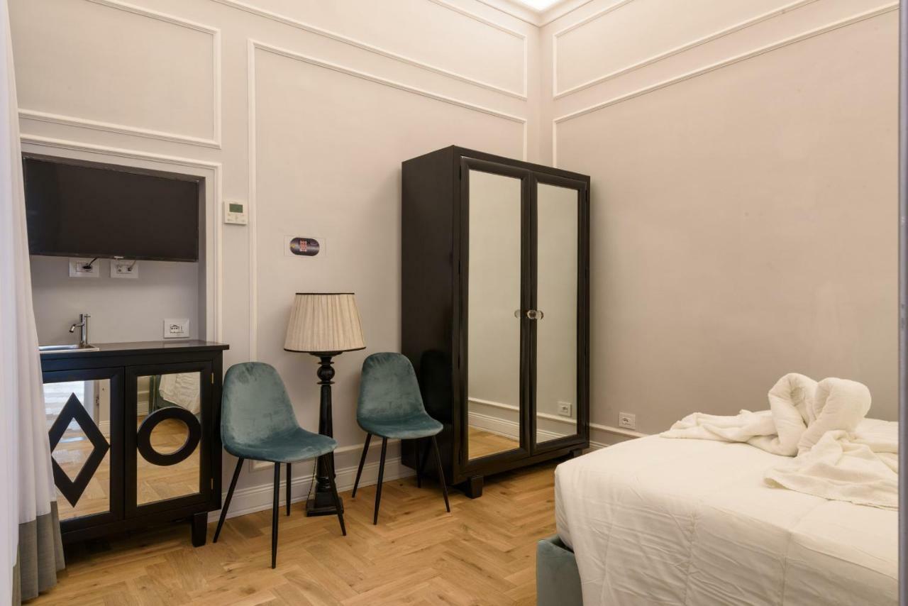 Vivaldi Luxury Suites Флоренция Экстерьер фото